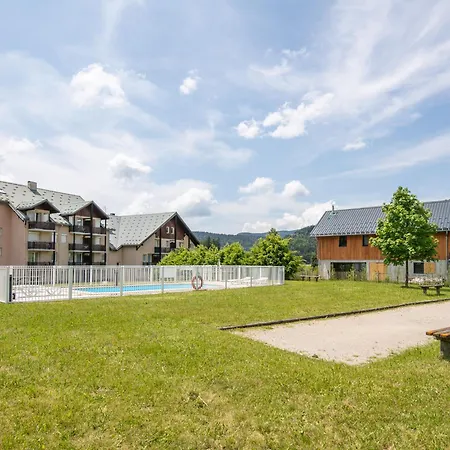 Vacanceole - La Croix Margot Aparthotel 3*